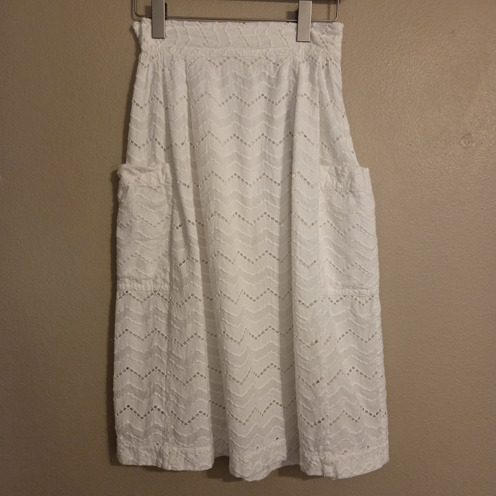 ANTHROPOLOGIE Γ TRACY REESE White Eyelet Chevron Patchβ Pocket Midi Skirt Size 4 - Picture 2 of 13